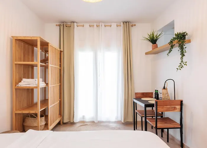 With And Side Sea View Apartment Thessaloniki